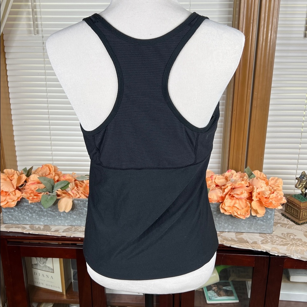Nike Racerback Tank Size XL - Picture 4 of 6